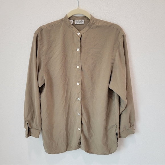 Rafaella Tops - Rafaella Beige/Taupe 100% Silk Button Up Shirt Women’s M